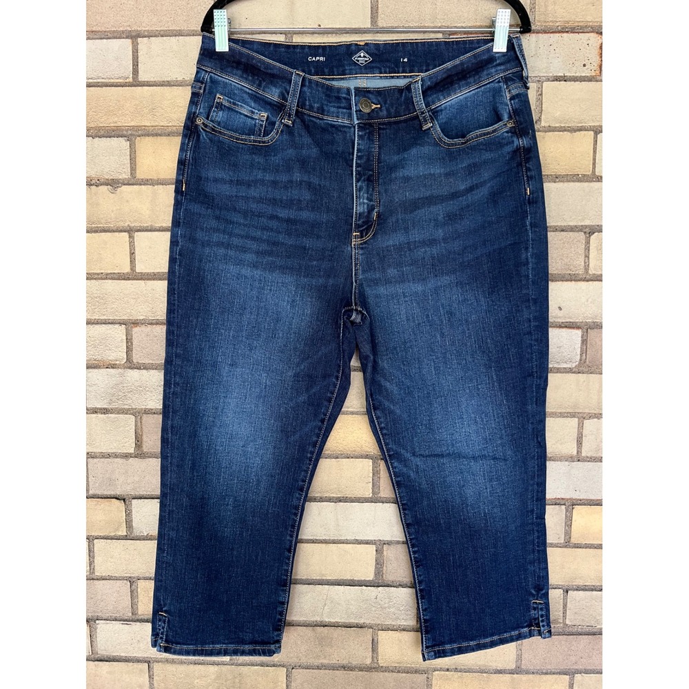 St. Johns Bay Dark Wash Denim Capri Jeans Size‎ 14 Blue Cropped Pants